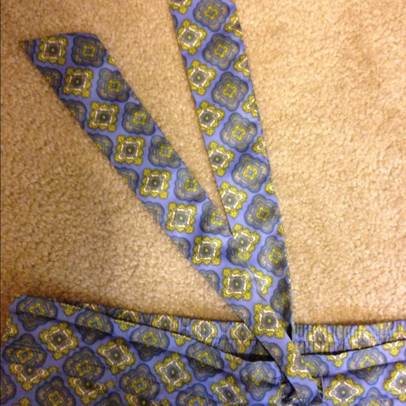 Pants - Picture 3 of 4