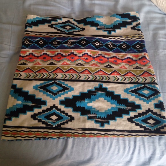 Tribal print mini skirt - Picture 2 of 2