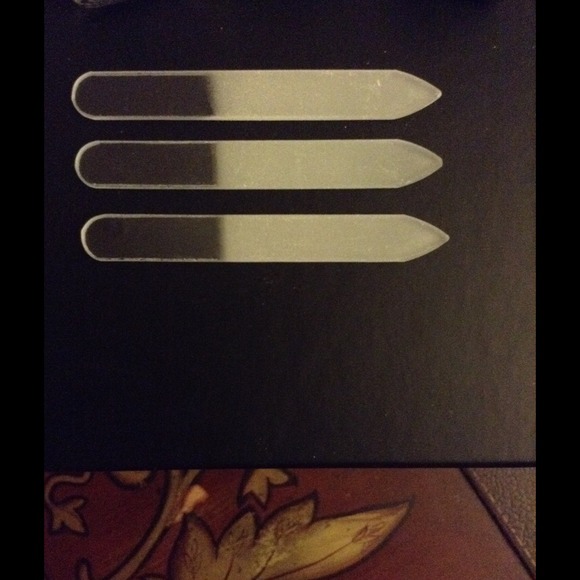 💅🏼 3 for $10 Glass Nail File w/ Sleeve New💅 - Picture 3 of 3