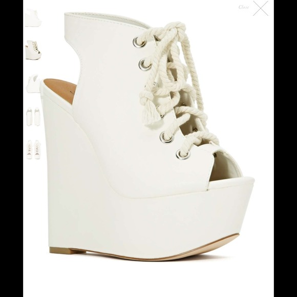 Nasty Gal Shoes - White wedge #421