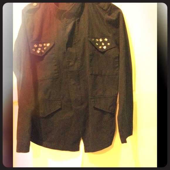 Cute little black jaket