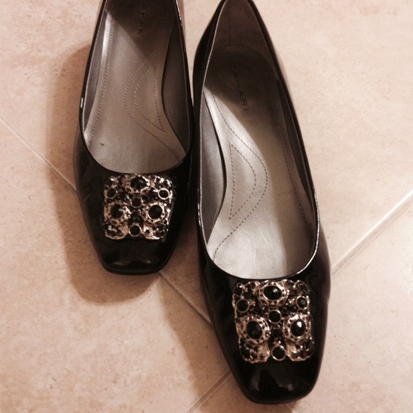 Tahari Square Toe Pumps
