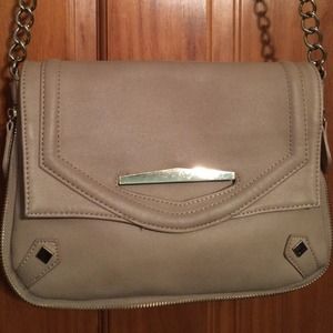 Bags - A tan Danielle Nicole cross body purse Bags - A tan Danielle Nicole cross body purse