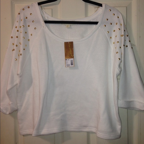Crop sweater