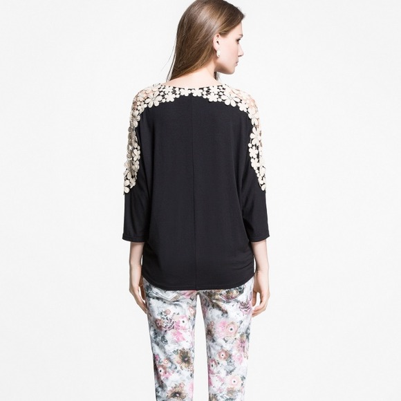 LOWEST 💜 "Wildflower" Crochet Top - Picture 2 of 4