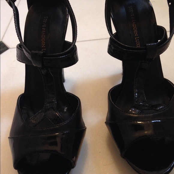 Steve Madden luxe strappy heels