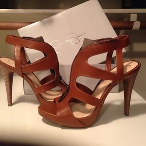 Jessica Simpson size 11- brown heels