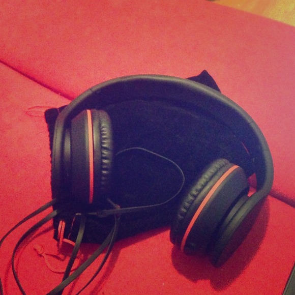Status Headphones (Honestly better than Beats)