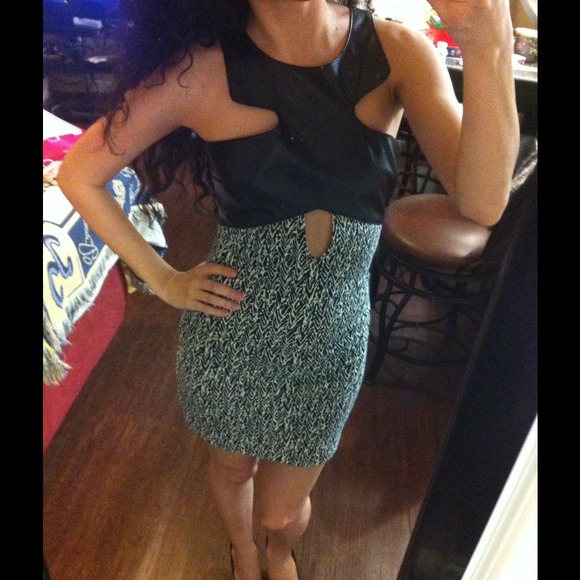 NASTY GAL Black Libertine Faux Leather Bodycon Mini Dress SMALL Cut Out NWT $98 - Picture 3 of 4