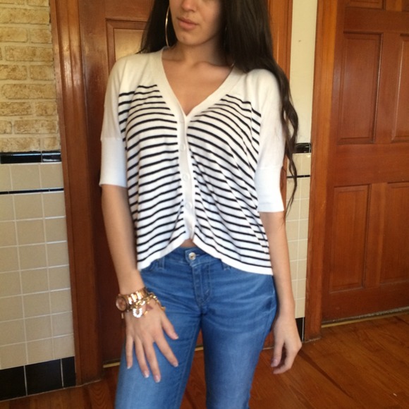 Black & white striped top - Picture 2 of 4