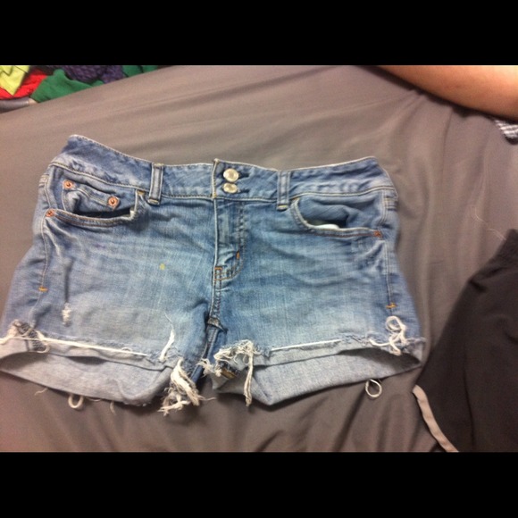 American eagle shorts!