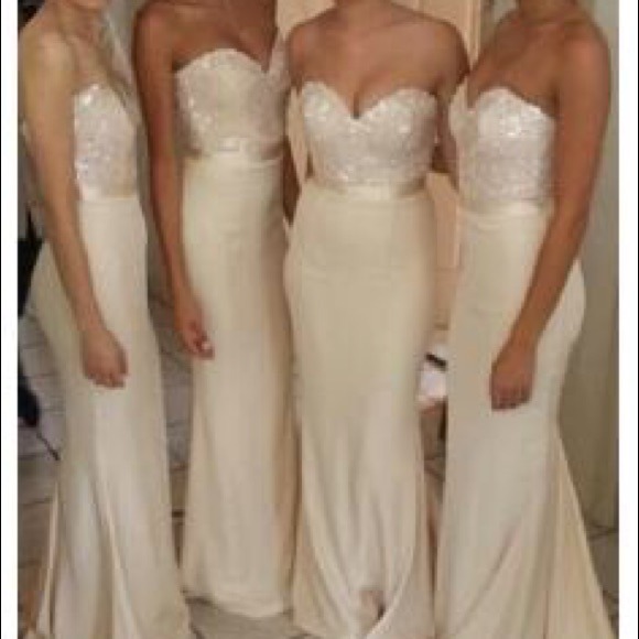 Custom dress new never worn... Size 2