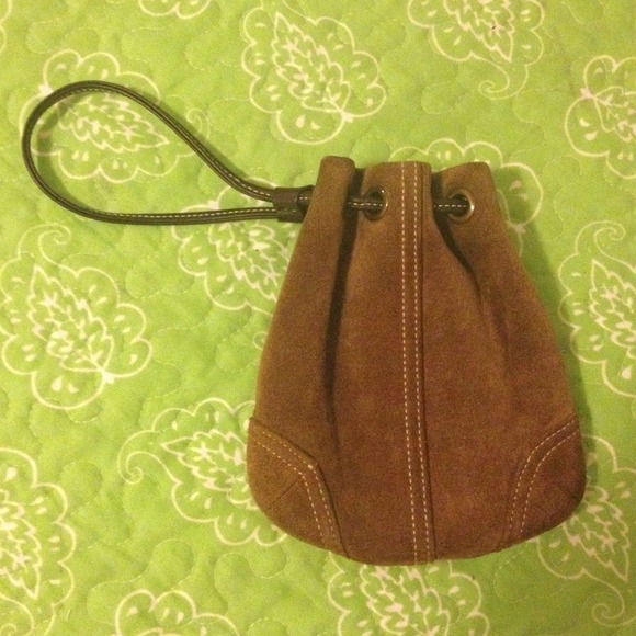 SALE❗️❗️Coach Pouch