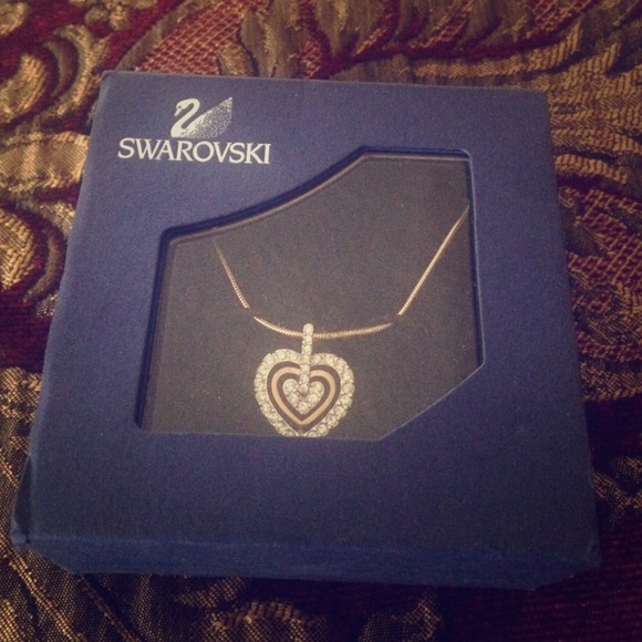 Swarovski necklace 😍