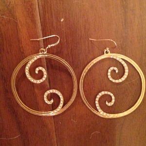 Brighton gold earring with crystal detail