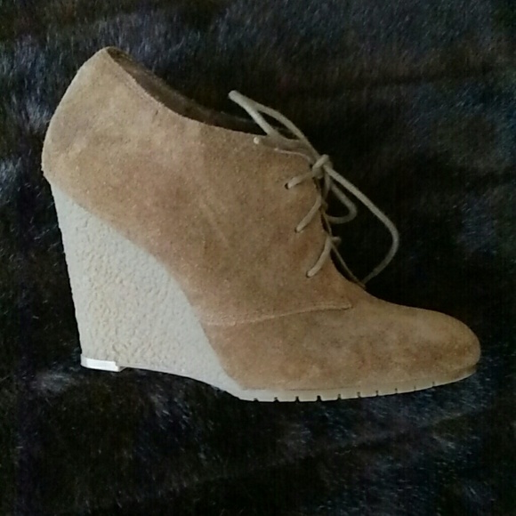 Sam Edelman brown booties