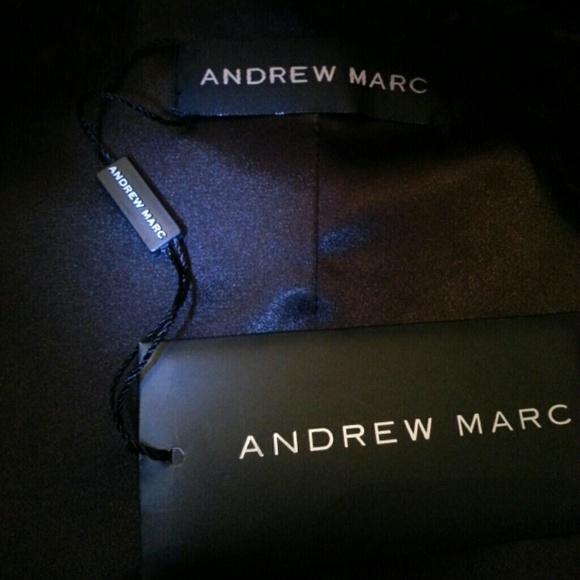 ANDREW MARC REAL FUR VEST - Picture 3 of 4