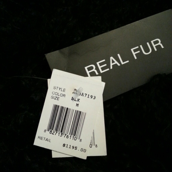 ANDREW MARC REAL FUR VEST - Picture 4 of 4