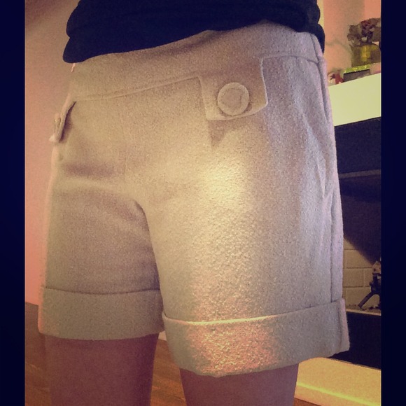 ✨Versace✨ cream shorts