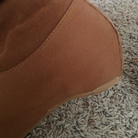 Brown Booties - Picture 4 of 4