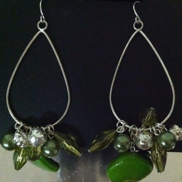 Emerald & Silver Chandelier Ear Candy