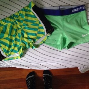 green nike pros and spanks