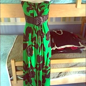 Sexy maxi dress by Sky size small. Like new.