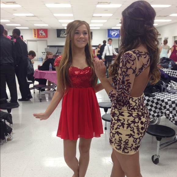 Rachel Allen Homecoming/Prom Dress - Picture 3 of 4