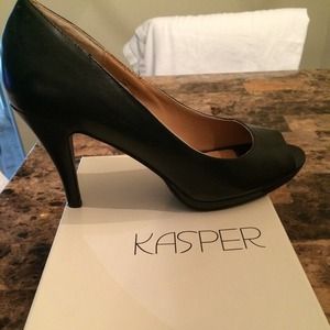 Black open toe shoes*reduced*