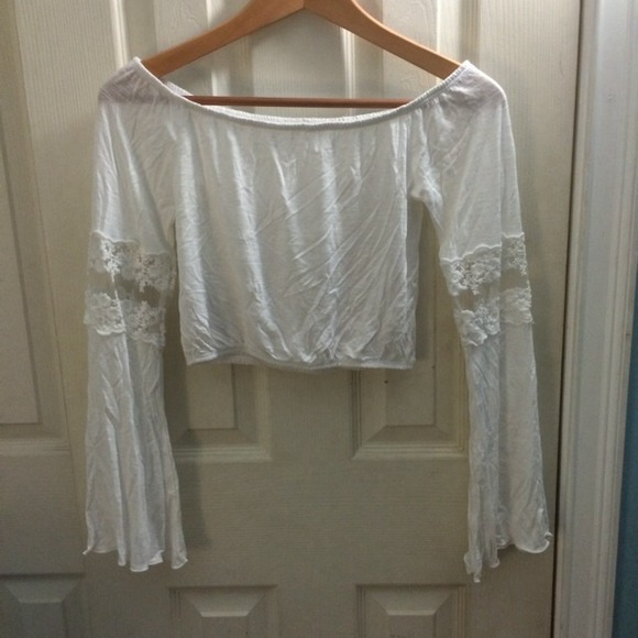️⛔️SOLD⛔️LF crop top
