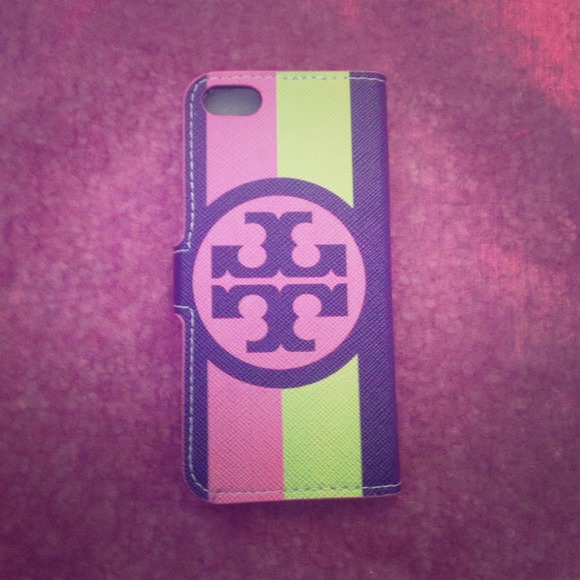 Tory Burch iPhone 5 (5s) cover :)-like new