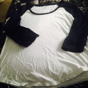 Old Navy baseball t-shirt