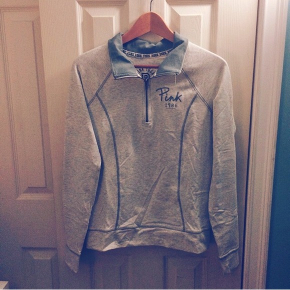 ⛔️SOLD⛔️ PINK by vs grey yoga sweater