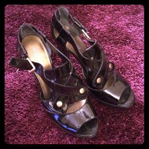 Nine West Black Peep Toe Pumps 4" Heel Size 6