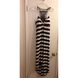 Almost Famous Black & White spaghetti strap dress