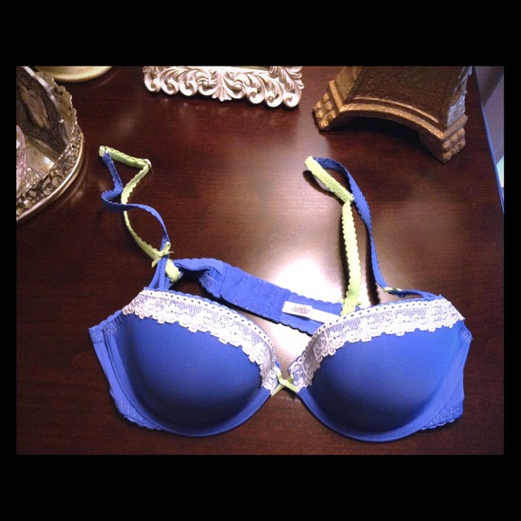 Aerie Zoe Bra Lightly Lined 34 A or 34 B