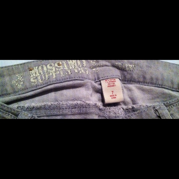 Gently Used Women's Jeans - Picture 3 of 3