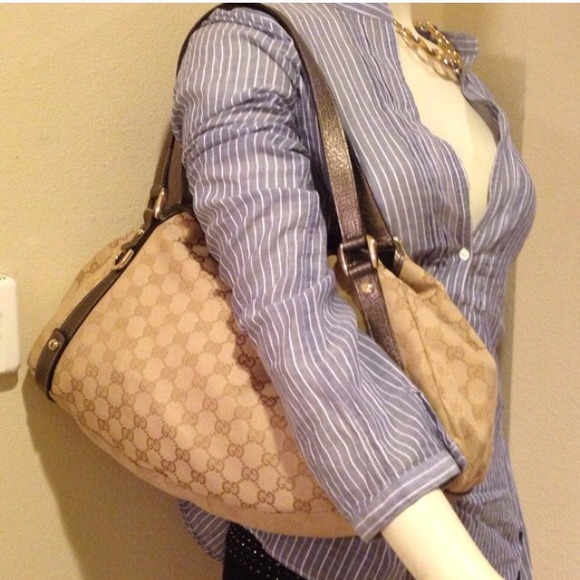 Gucci brown GG canvas medium Abbey shoulder bag - Picture 9 of 9