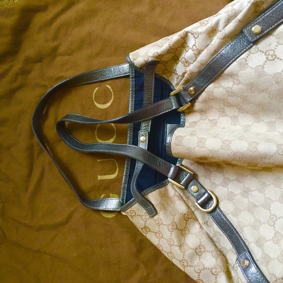 Gucci brown GG canvas medium Abbey shoulder bag - Picture 3 of 9