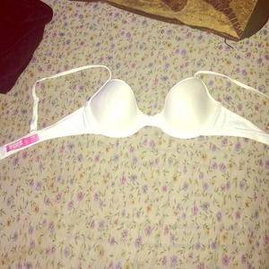 VS PINK bra never used