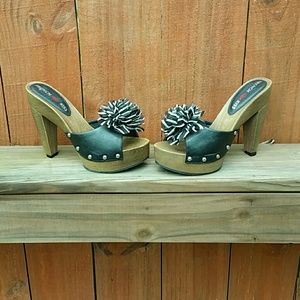 ***Special***Wooden Clog Heels NWOT