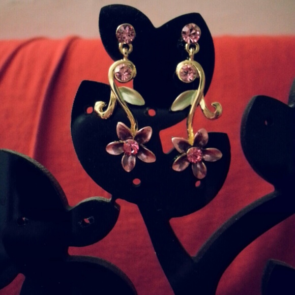 Pink flower crystal Earings