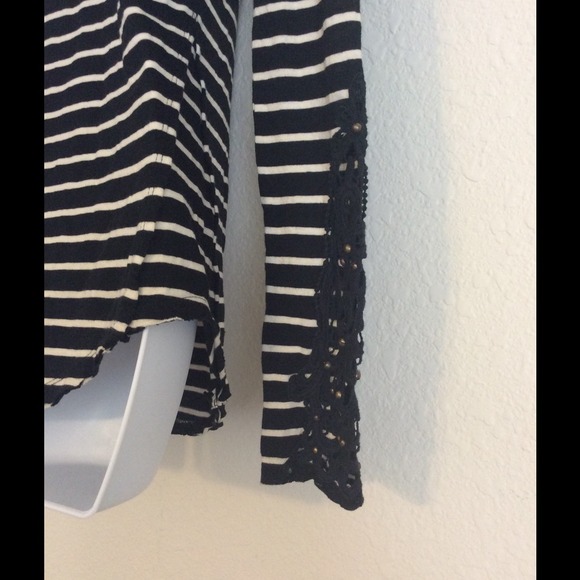 Free People black & cream striped top - Picture 3 of 4
