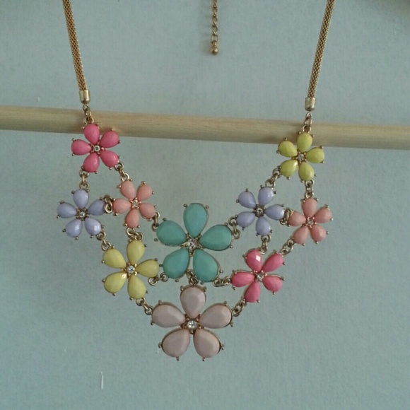 Sold Delicate Floral Bouquet Necklace - Picture 2 of 4