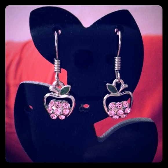 Pink crystal earings