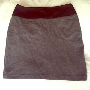 Grey skirt with black waistband