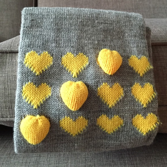 Scarf - Picture 2 of 4