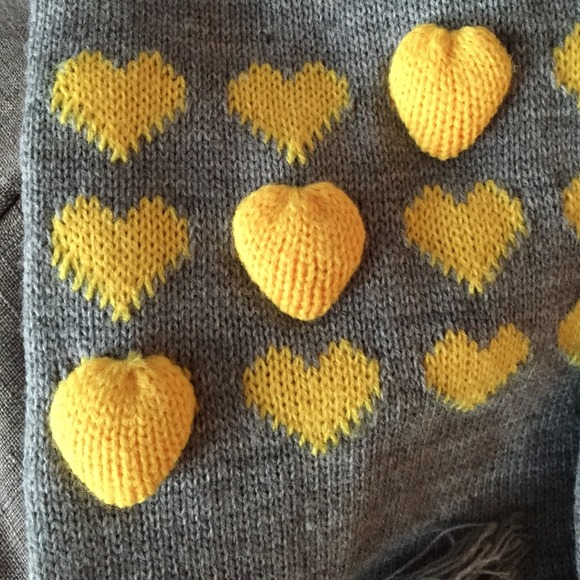 Scarf - Picture 4 of 4