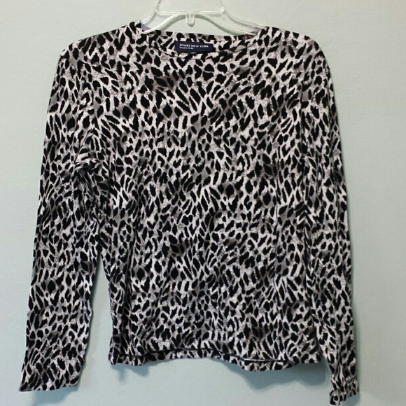 SOLD 🚫Excellent  Used Jones NY Top SizeL - Picture 1 of 4