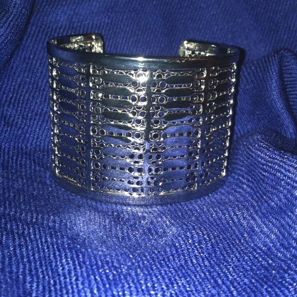 Silver Cuff - Picture 3 of 4